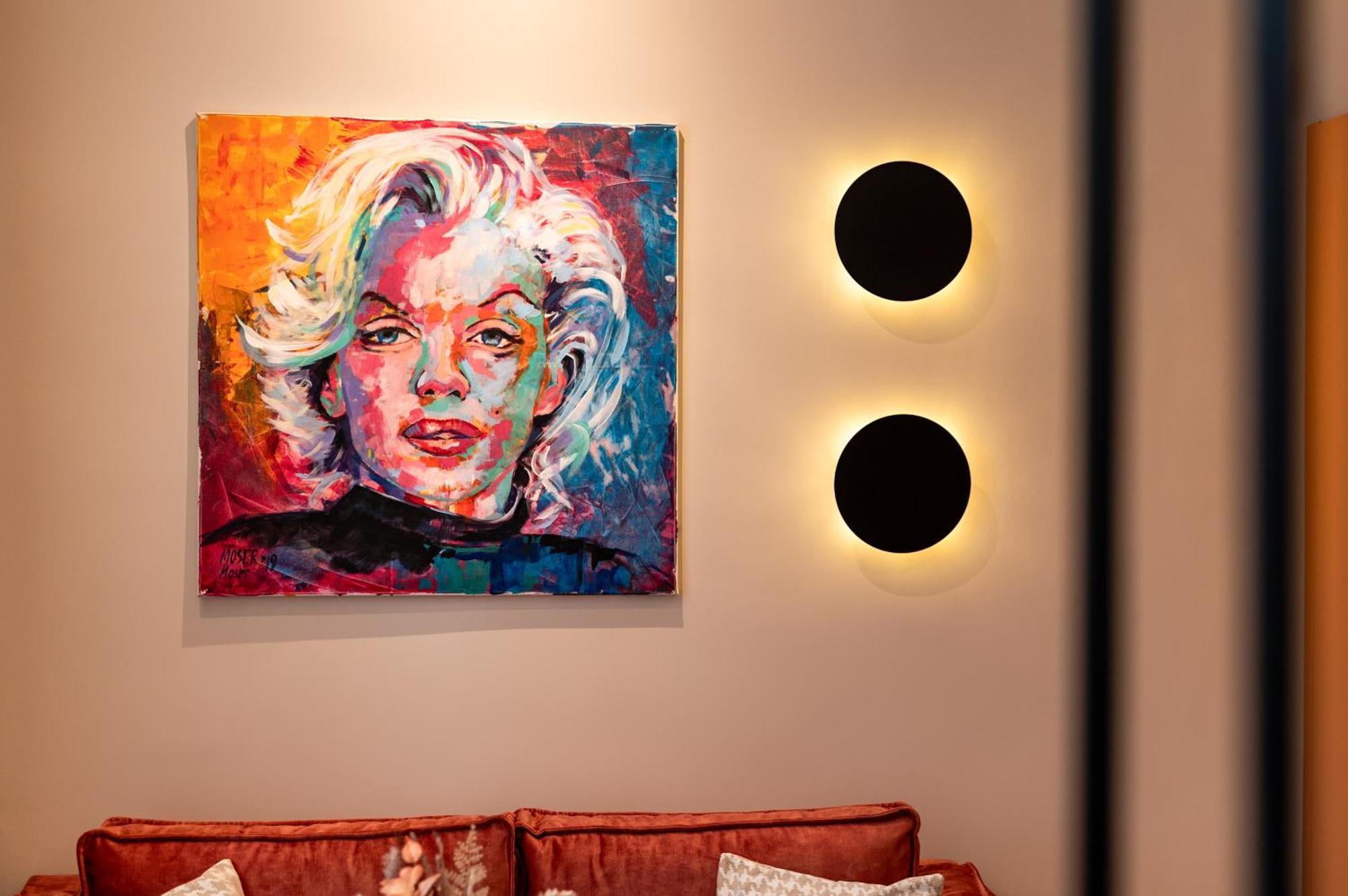 Monroes Deluxe Apartament
